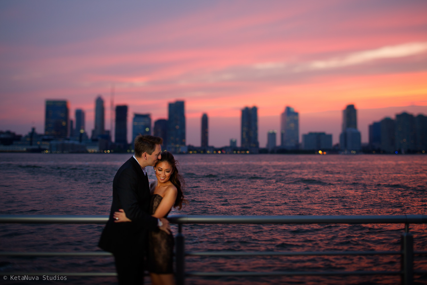 battery-park-ny-engagement-photography